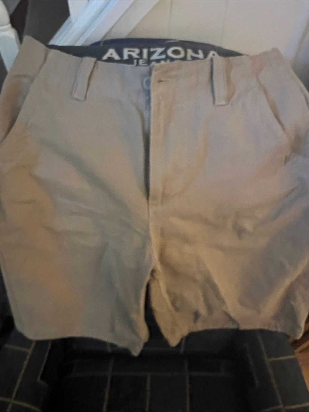 Arizona Jean Company Men's Tan Flat-Front Chino Shorts